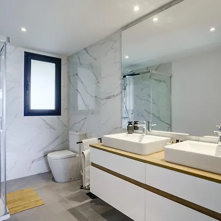 Modern 3b With And Gym *