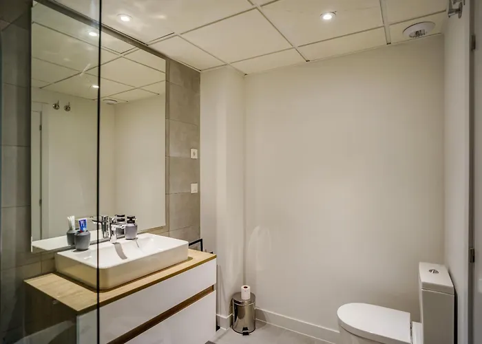 Modern 3b With And Gym