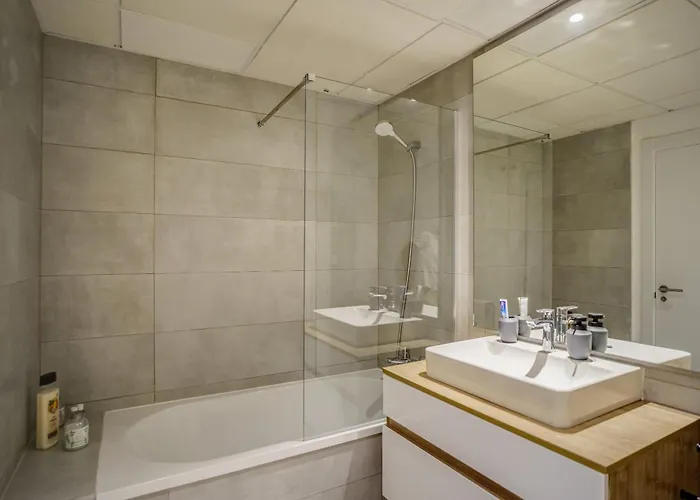 Modern 3b With And Gym Appartement