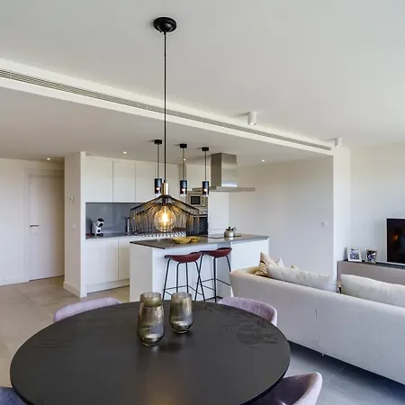 Modern 3b With And Gym *