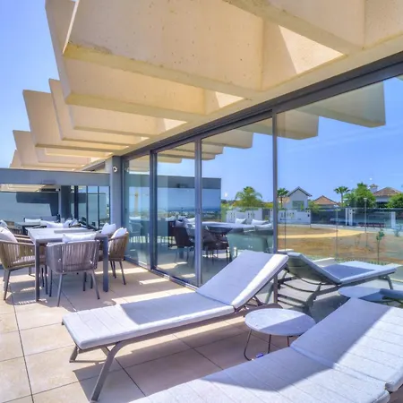 Modern 3b With And Gym