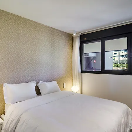 Modern 3b With And Gym * Εστεπόνα